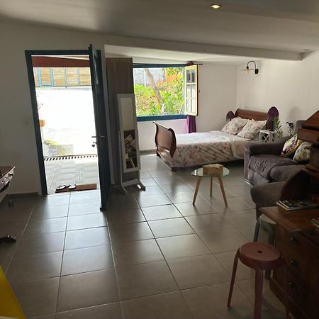 Studio Gadiamb Saint-Joseph Εξωτερικό φωτογραφία