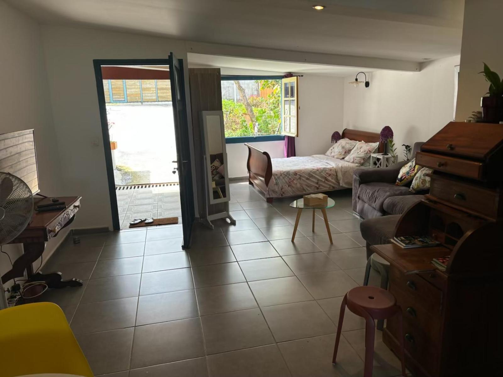 Studio Gadiamb Saint-Joseph Εξωτερικό φωτογραφία